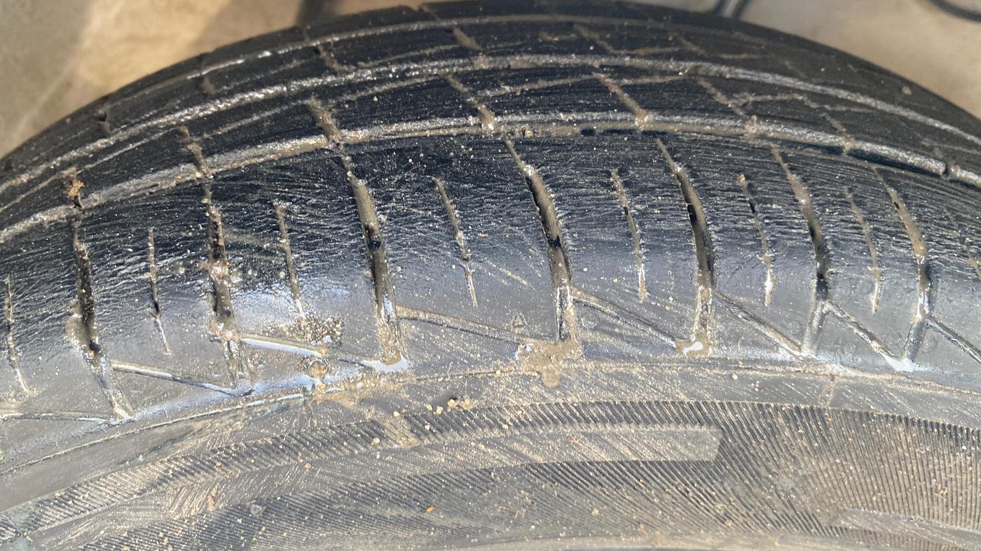 2023 Maruti Alto VXI, Petrol, Manual, 30,777 km, Right Front Tyre Tread