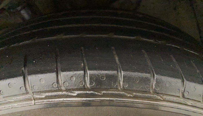 2021 KIA SELTOS HTK PLUS 1.5 DIESEL, Diesel, Manual, 58,401 km, Left Front Tyre Tread