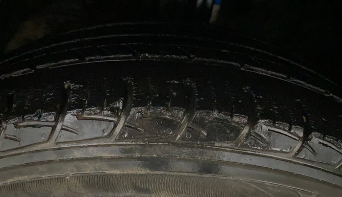 2019 Maruti Baleno DELTA CVT PETROL 1.2, Petrol, Automatic, 61,571 km, Left Front Tyre Tread