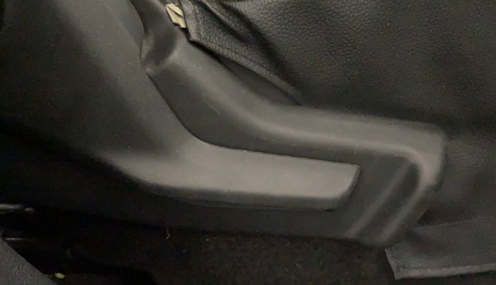 2019 Maruti Baleno DELTA CVT PETROL 1.2, Petrol, Automatic, 61,571 km, Driver Side Adjustment Panel