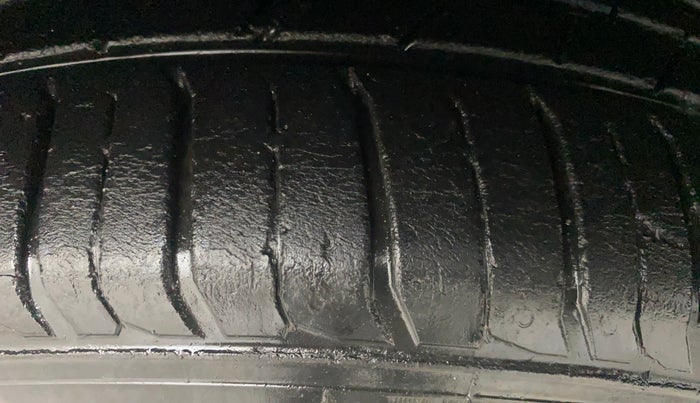 2019 Hyundai VENUE SX PLUS 1.0 TURBO DCT, Petrol, Automatic, 52,552 km, Left Front Tyre Tread