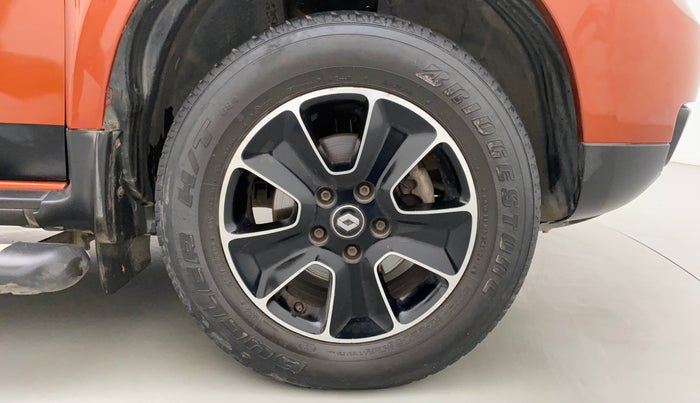 2017 Renault Duster 85 PS RXS MT DIESEL, Diesel, Manual, 82,851 km, Right Front Wheel