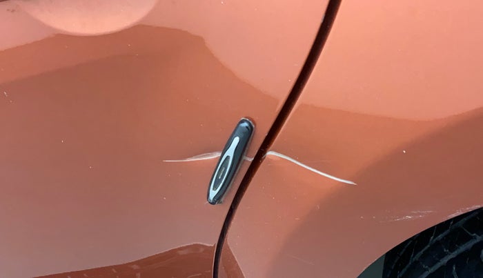 2017 Renault Duster 85 PS RXS MT DIESEL, Diesel, Manual, 82,851 km, Left quarter panel - Slightly dented