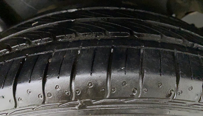 2014 Maruti Swift Dzire ZXI 1.2 BS IV, Petrol, Manual, 55,144 km, Left Front Tyre Tread