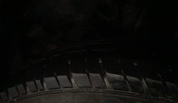 2018 Tata Tiago XZ PETROL, CNG, Manual, 1,11,136 km, Left Rear Tyre Tread