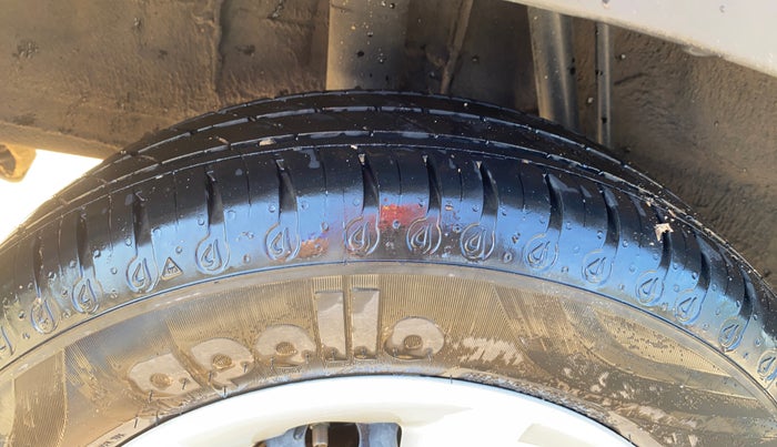 2020 Renault Kwid RXT 0.8, Petrol, Manual, 19,354 km, Right Rear Tyre Tread