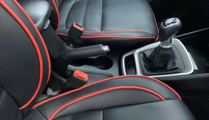 2022 Hyundai VENUE SX 1.0 TURBO IMT, Petrol, Manual, 21,228 km, Gear Lever