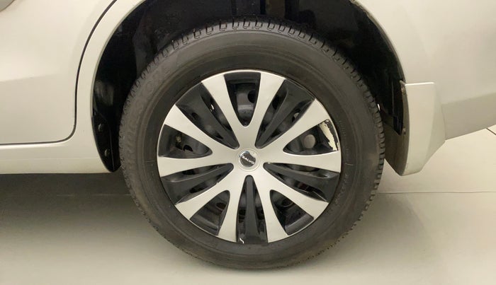 2013 Maruti Ertiga VXI, Petrol, Manual, 61,899 km, Left Rear Wheel