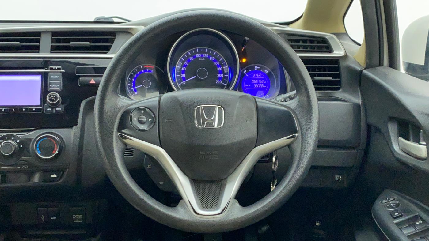2016 Honda Jazz 1.2 SV MT, Petrol, Manual, 53,151 km, Steering Wheel Close Up
