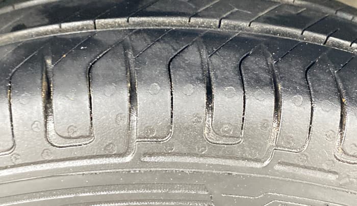 2015 Nissan Micra Active XV, Petrol, Manual, 67,227 km, Right Front Tyre Tread
