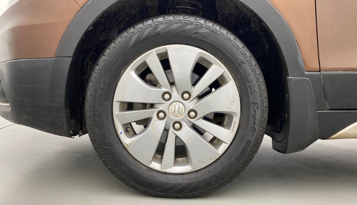 2016 Maruti S Cross ZETA 1.3, Diesel, Manual, 81,135 km, Left Front Wheel