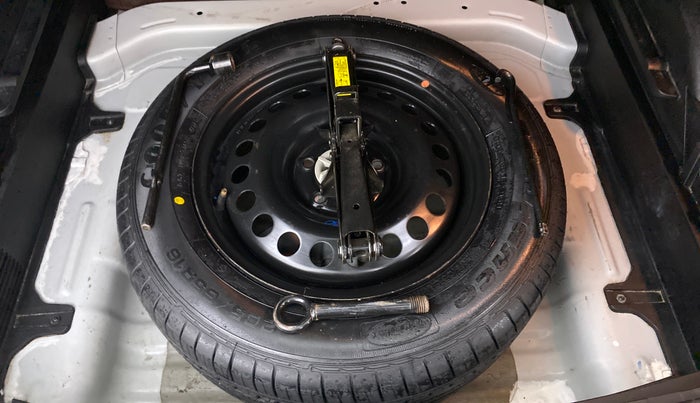 2019 Hyundai Creta 1.6 SX VTVT, Petrol, Manual, 51,938 km, Spare Tyre