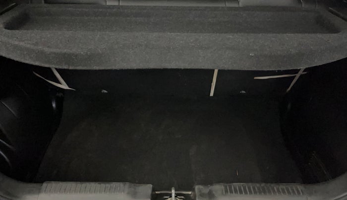 2019 Maruti Swift VXI, Petrol, Manual, 54,078 km, Boot Inside