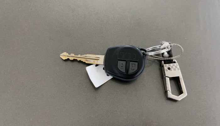 2019 Maruti Swift VXI, Petrol, Manual, 54,078 km, Key Close Up