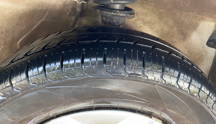 2018 Maruti Alto 800 LXI, Petrol, Manual, 78,885 km, Right Front Tyre Tread