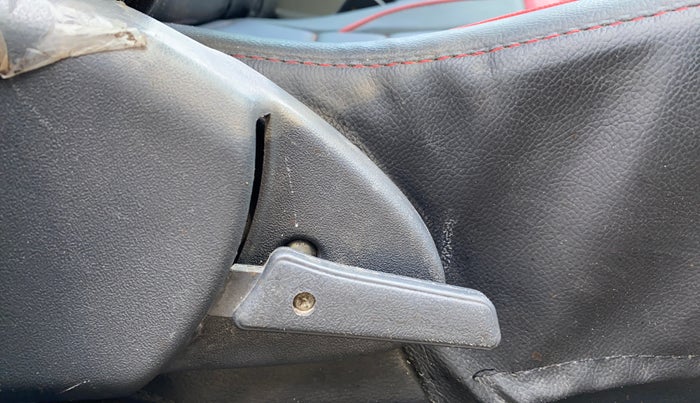 2018 Maruti Alto 800 LXI, Petrol, Manual, 78,885 km, Driver Side Adjustment Panel