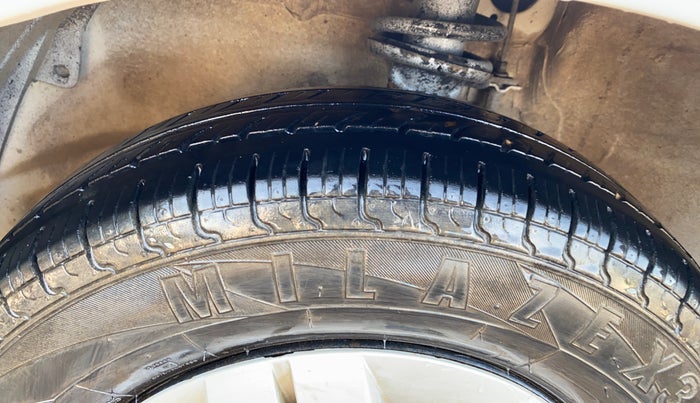 2018 Maruti Alto 800 LXI, Petrol, Manual, 78,885 km, Left Front Tyre Tread