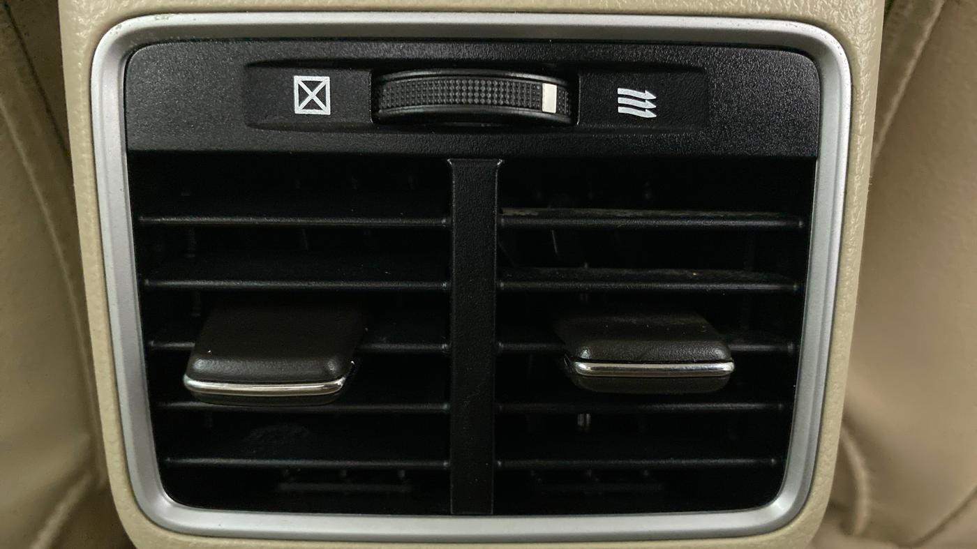 2016 Maruti Ciaz ZXI PLUS, Petrol, Manual, 23,273 km, Rear AC Vents