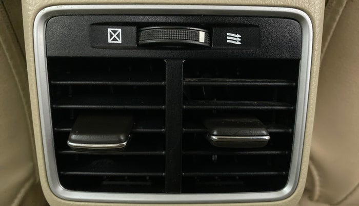 2016 Maruti Ciaz ZXI PLUS, Petrol, Manual, 23,273 km, Rear AC Vents