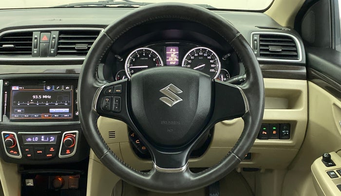 2016 Maruti Ciaz ZXI PLUS, Petrol, Manual, 23,273 km, Steering Wheel Close Up