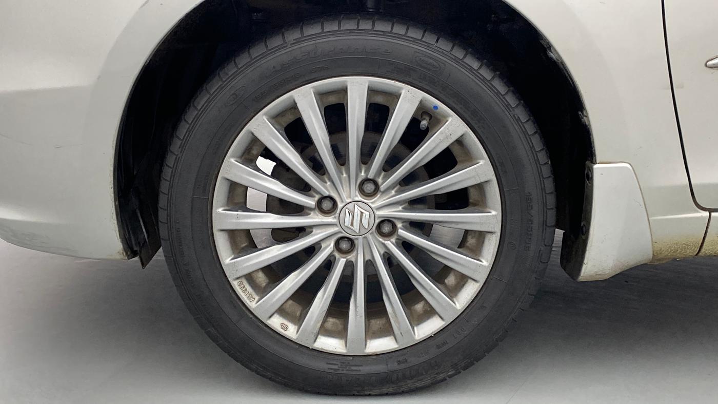 2016 Maruti Ciaz ZXI PLUS, Petrol, Manual, 23,273 km, Left Front Wheel