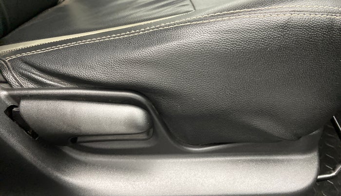 2017 Maruti Swift VXI D, Petrol, Manual, 60,617 km, Driver Side Adjustment Panel