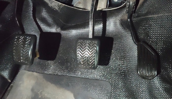 2016 Toyota Etios Liva VX, Petrol, Manual, 72,454 km, Pedals