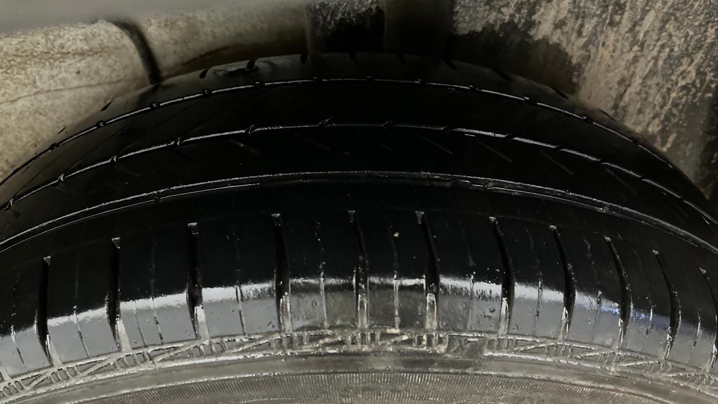 2023 Tata PUNCH ADVENTURE MT CNG , CNG, Manual, 50,602 km, Left Rear Tyre Tread