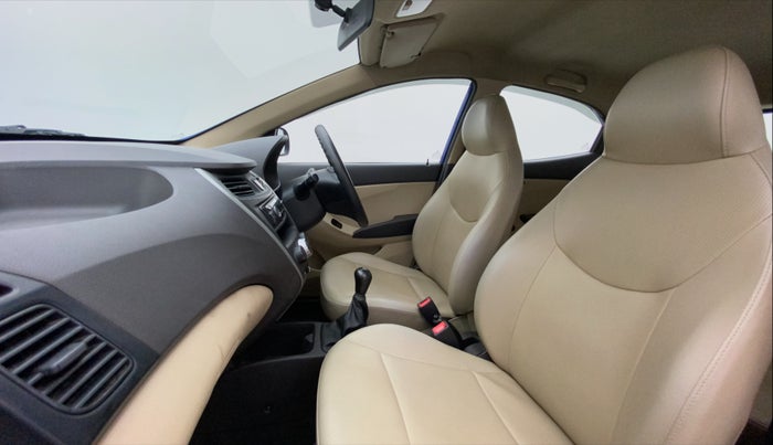 2017 Hyundai Eon ERA PLUS (O), Petrol, Manual, 36,950 km, Right Side Front Door Cabin