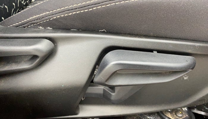 2021 Tata Tiago XZA PLUS PETROL, Petrol, Automatic, 8,580 km, Driver Side Adjustment Panel