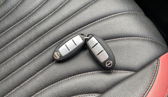 2022 Nissan MAGNITE XV RED EDITION, Petrol, Manual, 15,243 km, Key Close Up