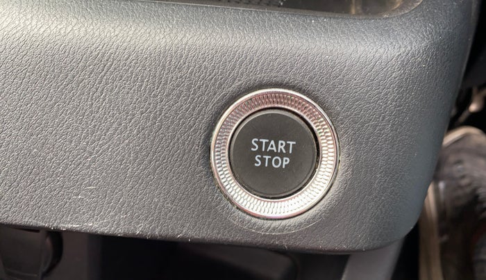 2022 Nissan MAGNITE XV RED EDITION, Petrol, Manual, 15,243 km, Keyless Start/ Stop Button