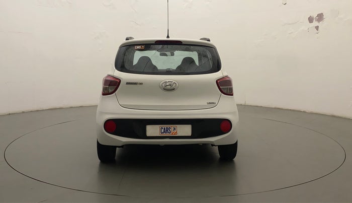 2018 Hyundai Grand i10 MAGNA AT 1.2 KAPPA VTVT, Petrol, Automatic, 41,160 km, Back/Rear