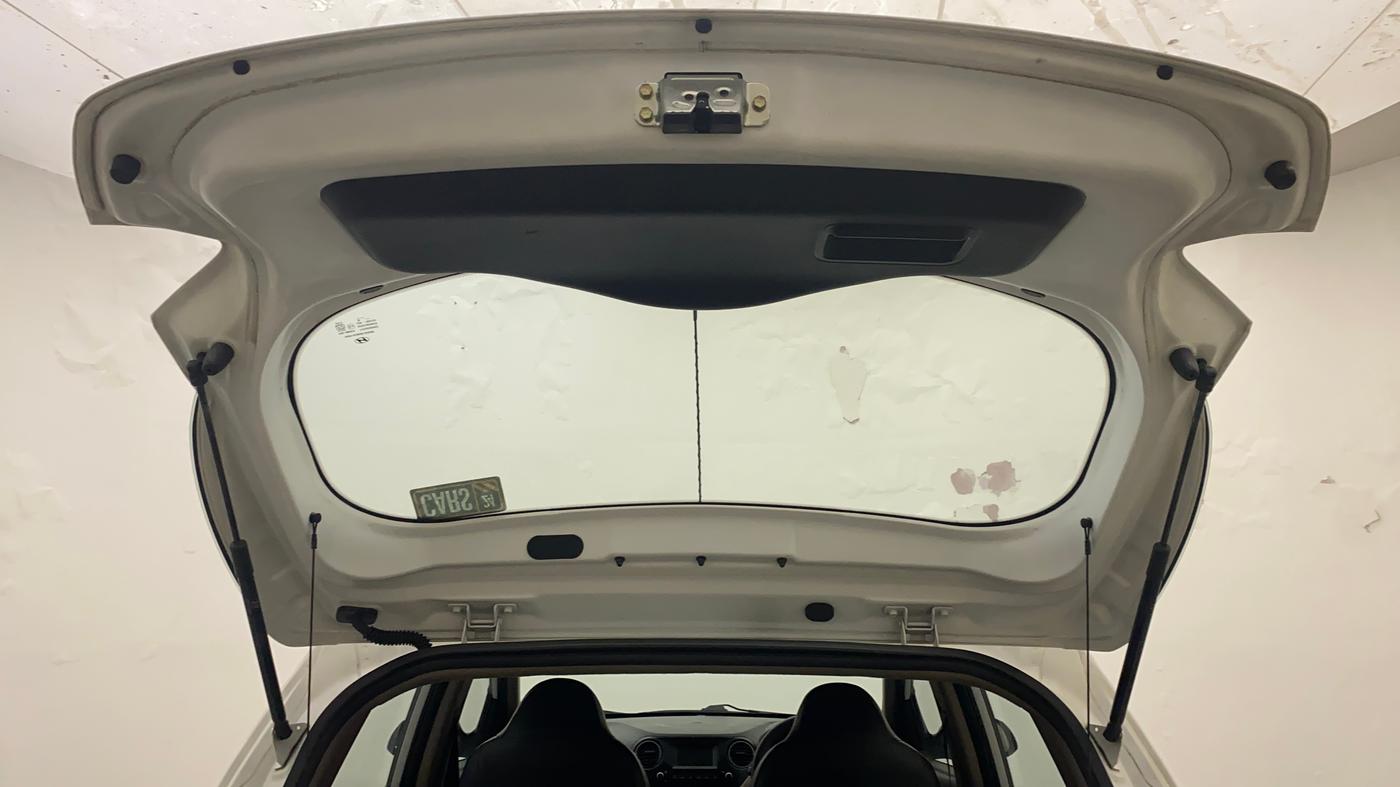 2018 Hyundai Grand i10 MAGNA AT 1.2 KAPPA VTVT, Petrol, Automatic, 41,160 km, Boot Door Open