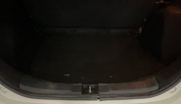 2015 Honda Jazz 1.2L I-VTEC V, Petrol, Manual, 63,106 km, Boot Inside