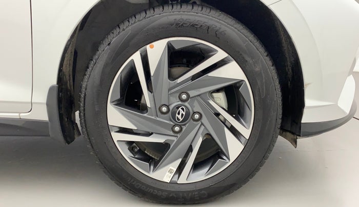 2023 Hyundai NEW I20 ASTA 1.2 MT, Petrol, Manual, 4,684 km, Right Front Wheel