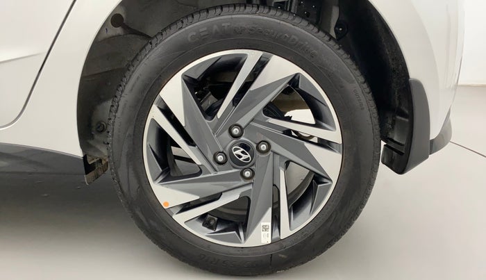 2023 Hyundai NEW I20 ASTA 1.2 MT, Petrol, Manual, 4,684 km, Left Rear Wheel