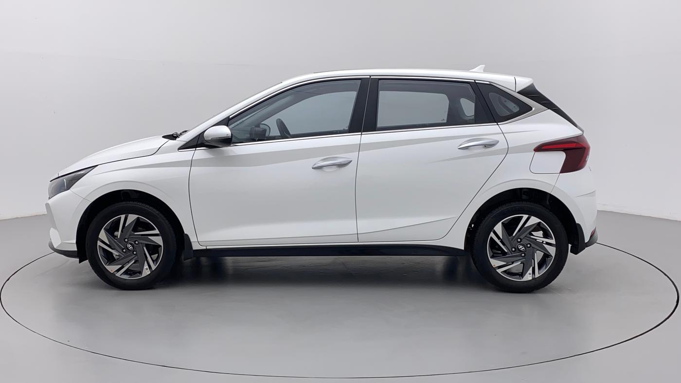 2023 Hyundai NEW I20 ASTA 1.2 MT, Petrol, Manual, 4,684 km, Left Side