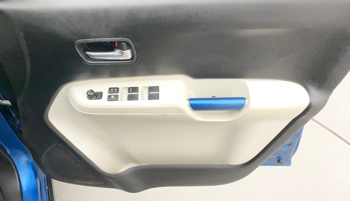 2017 Maruti IGNIS ALPHA 1.2 AMT, Petrol, Automatic, 1,03,557 km, Driver Side Door Panels Control