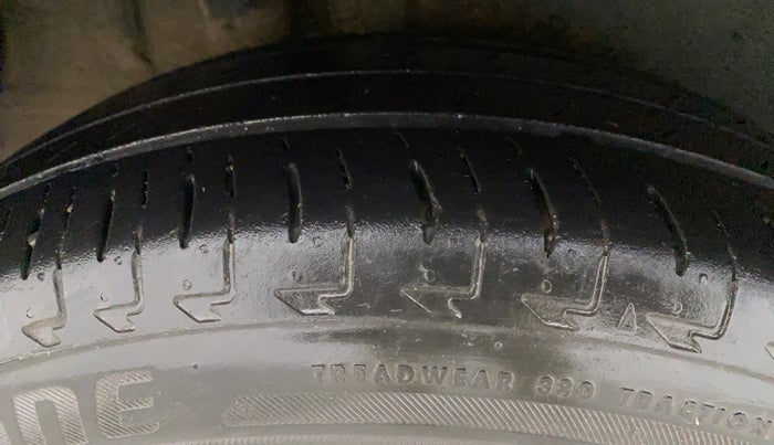 2017 Maruti IGNIS ALPHA 1.2 AMT, Petrol, Automatic, 1,03,557 km, Right Rear Tyre Tread