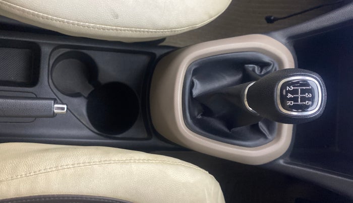 2014 Hyundai Grand i10 SPORTZ 1.2 KAPPA VTVT, Petrol, Manual, 44,321 km, Gear Lever