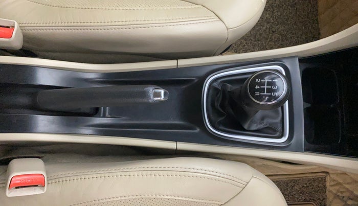 2021 Maruti Ciaz ALPHA 1.5 SHVS PETROL, Petrol, Manual, 53,775 km, Gear Lever