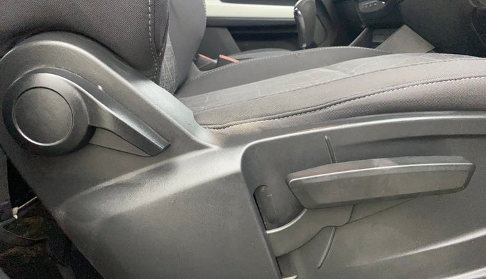 2022 Tata PUNCH ACCOMPLISHED AMT, Petrol, Automatic, 53,245 km, Driver Side Adjustment Panel
