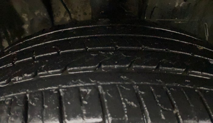 2022 Tata PUNCH ACCOMPLISHED AMT, Petrol, Automatic, 53,245 km, Right Front Tyre Tread