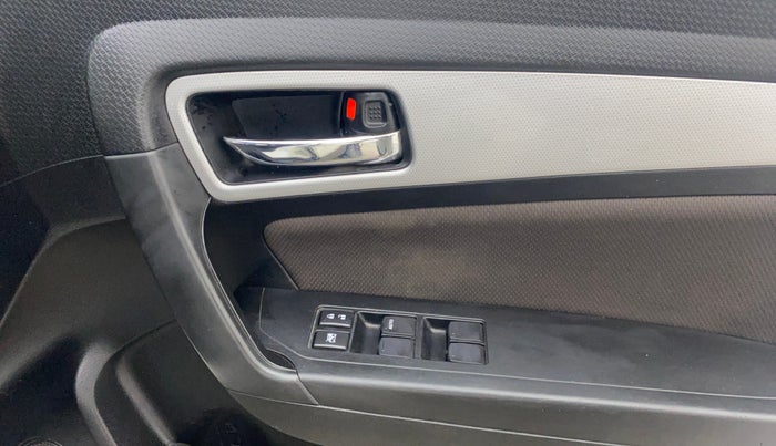 2021 Toyota URBAN CRUISER PREMIUM GRADE MT, Petrol, Manual, 73,450 km, Driver Side Door Panels Control