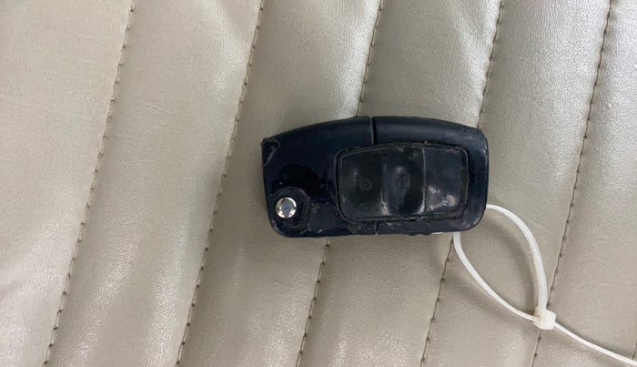 2017 Ford Ecosport TREND 1.5L DIESEL, Diesel, Manual, 1,17,230 km, Key Close Up