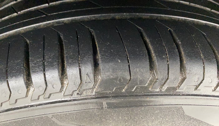 2017 Volkswagen Ameo HIGHLINE1.5L, Diesel, Manual, 47,305 km, Left Rear Tyre Tread