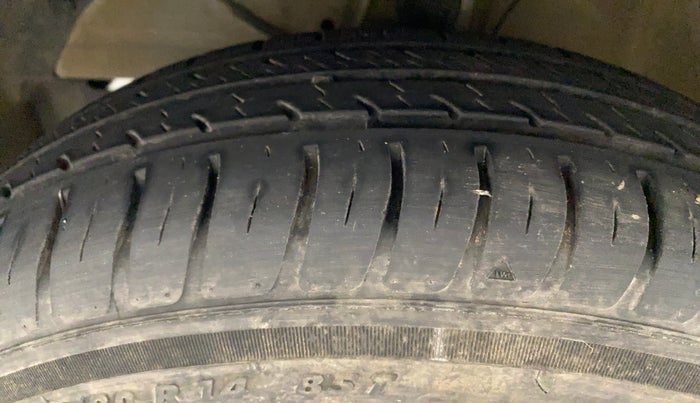 2022 Maruti Swift VXI, Petrol, Manual, 15,416 km, Left Front Tyre Tread