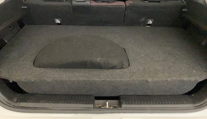 2024 Maruti FRONX SIGMA CNG 1.2 MT, CNG, Manual, 5,514 km, Boot Inside