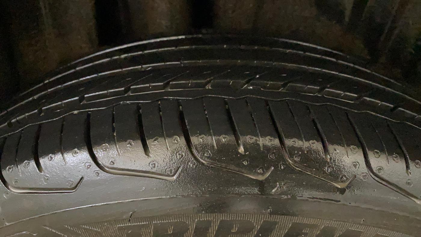 2024 Maruti FRONX SIGMA CNG 1.2 MT, CNG, Manual, 5,686 km, Right Rear Tyre Tread